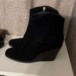 Lucky Brand Nadier Black Suede Wedge Ankle Boots, Sz 9.5 M